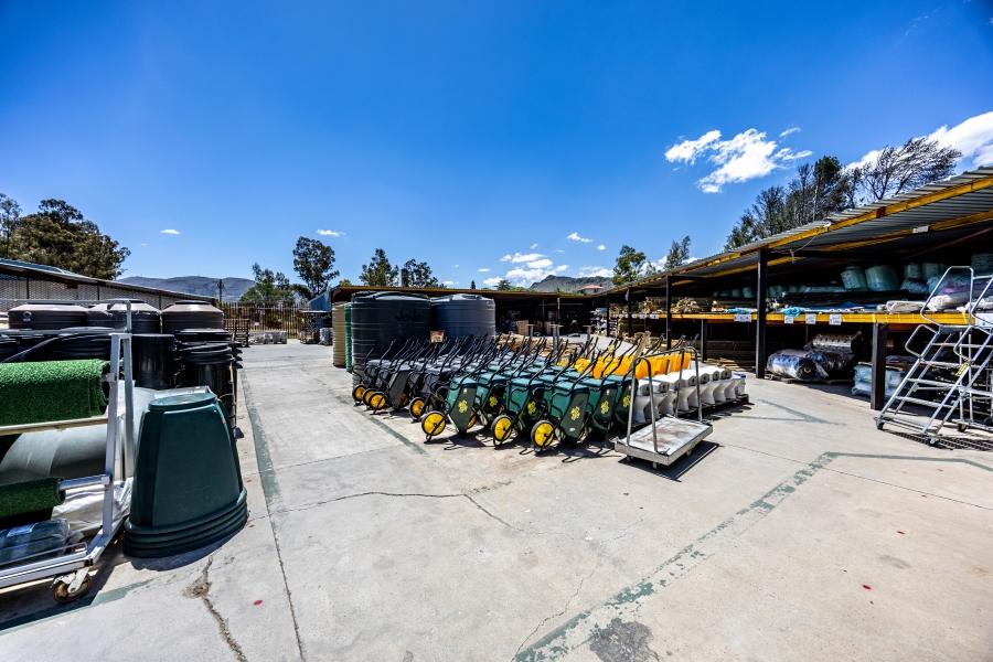 To Let commercial Property for Rent in Komani Park Eastern Cape